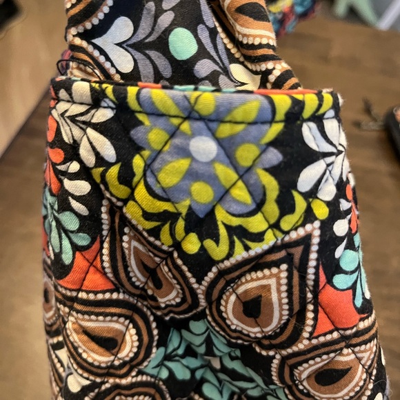 Vera Bradley Cargo Sling Purse in Sierra pattern - Picture 5 of 7